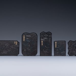 Five Chinese ink cakes in their wooden presentation box, Republic — 照片 2