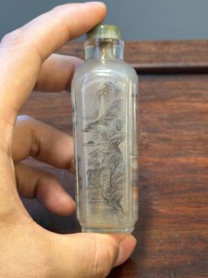 Five Chinese inside-painted glass snuff bottles, 20th C. — 照片 23
