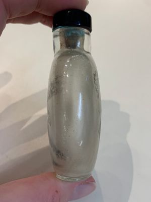 Five Chinese inside-painted glass snuff bottles, signed Ma Shaoxuan 馬少宣, Pu Ru 溥儒 and Ye Zhongsan 葉仲三, 20th C., one dated 1962 — photo 4