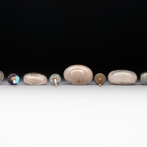 Five Chinese inside-painted glass snuff bottles, signed Ma Shaoxuan 馬少宣, Pu Ru 溥儒 and Ye Zhongsan 葉仲三, 20th C., one dated 1962 — photo 7