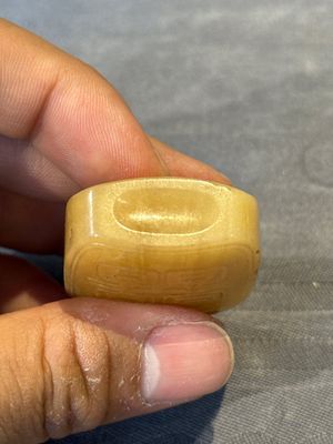 Five Chinese jade and hardstone snuff bottles, 20th C. — 照片 15