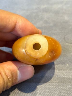 Five Chinese jade and hardstone snuff bottles, 20th C. — 照片 28