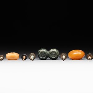 Five Chinese jade and hardstone snuff bottles, 20th C. — 照片 7