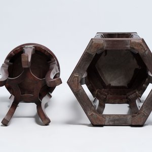 Five Chinese marble-topped hongmu stands, 20th C. — photo 19