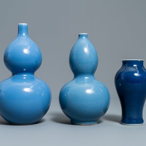 Five Chinese monochrome blue wares, 19/20th C. — photo 12