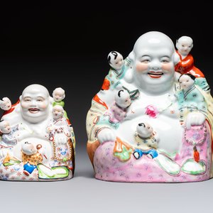 Five Chinese polychrome-decorated figures and groups, 20th C. — 照片 2