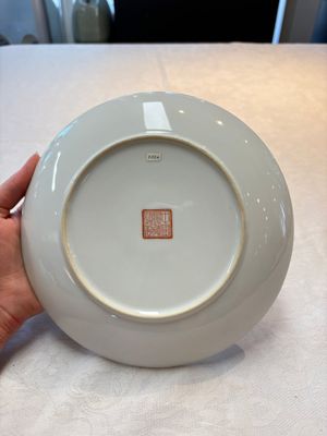 Five Chinese polychrome plates, signed Zou Furen 邹甫仁, dated 1989 — photo 11
