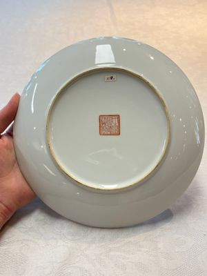 Five Chinese polychrome plates, signed Zou Furen 邹甫仁, dated 1989 — photo 5