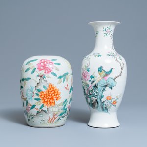 Five Chinese qianjiang cai, famille rose and celadon vases, 19/20th C. — 照片 8