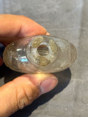 Five Chinese rock crystal and needle agate snuff bottles, Qing — foto 18