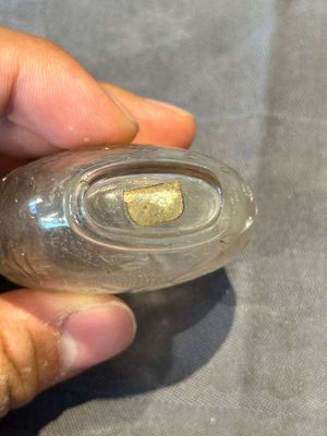 Five Chinese rock crystal and needle agate snuff bottles, Qing — foto 19