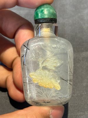Five Chinese rock crystal and needle agate snuff bottles, Qing — foto 32