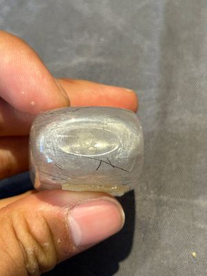 Five Chinese rock crystal and needle agate snuff bottles, Qing — foto 35
