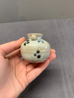 Five Chinese russet-splashed Longquan celadon jarlets, Song/Yuan — photo 23