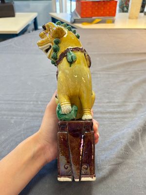Five Chinese sancai-glazed wares, Kangxi and later — photo 23