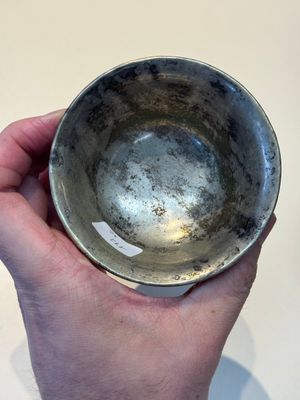 Five Chinese silver-lined laque burgauté stem cups and a bowl, 18th C. — photo 8