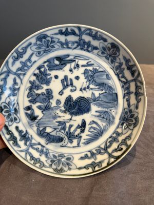 RETURNED 10/12/24 Five Chinese Swatow blue and white 'rooster' plates, Ming — photo 11