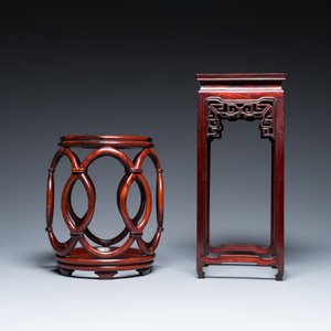 Five Chinese well-carved wooden stands, 20th C. — photo 11