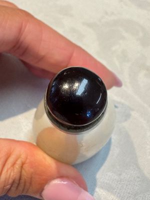 Five Chinese white jade and glass snuff bottles, 19/20th C. — foto 19