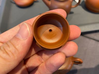 Five Chinese Yixing stoneware teapots and covers, Republic — photo 11