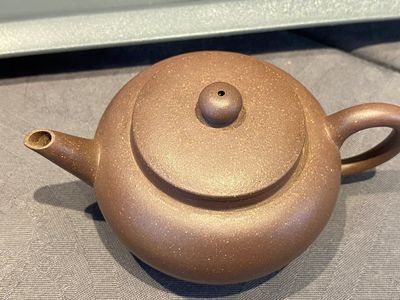 Five Chinese Yixing stoneware teapots and covers, Republic — photo 17