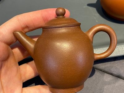 Five Chinese Yixing stoneware teapots and covers, Republic — photo 21