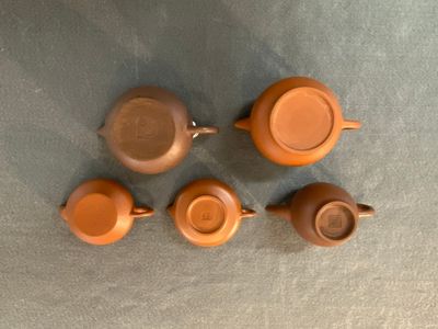 Five Chinese Yixing stoneware teapots and covers, Republic — photo 6
