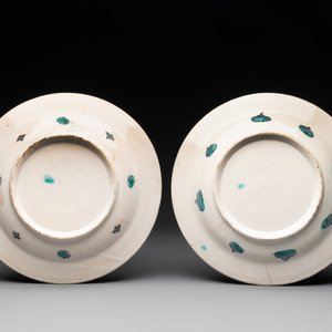 Five European Iznik-style pottery plates, 19th C. — photo 3