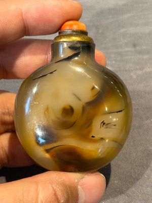 Five fine Chinese agate snuff bottles, Qing — foto 26
