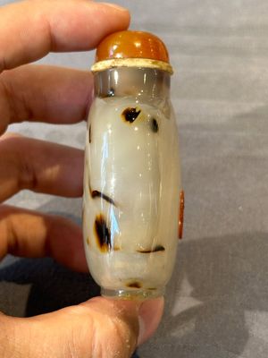 Five fine Chinese agate snuff bottles, Qing — foto 3