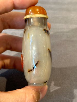 Five fine Chinese agate snuff bottles, Qing — foto 5