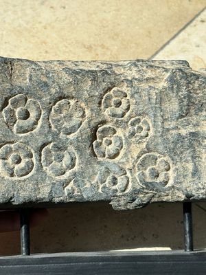 Five Gandhara grey schist frieze fragments with narrative design, 1/5th C. — 照片 39
