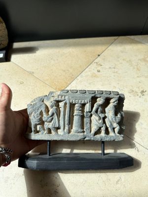 Five Gandhara grey schist frieze fragments with narrative design, 1/5th C. — 照片 45