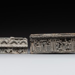 Five Gandhara grey schist frieze fragments with narrative design, 1/5th C. — 照片 4