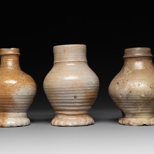 Five German stoneware jugs, 16/17th C. — photo 4