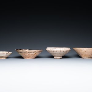 Five Islamic pottery bowls and a dish, Persia, 10th C. and later — 照片 8