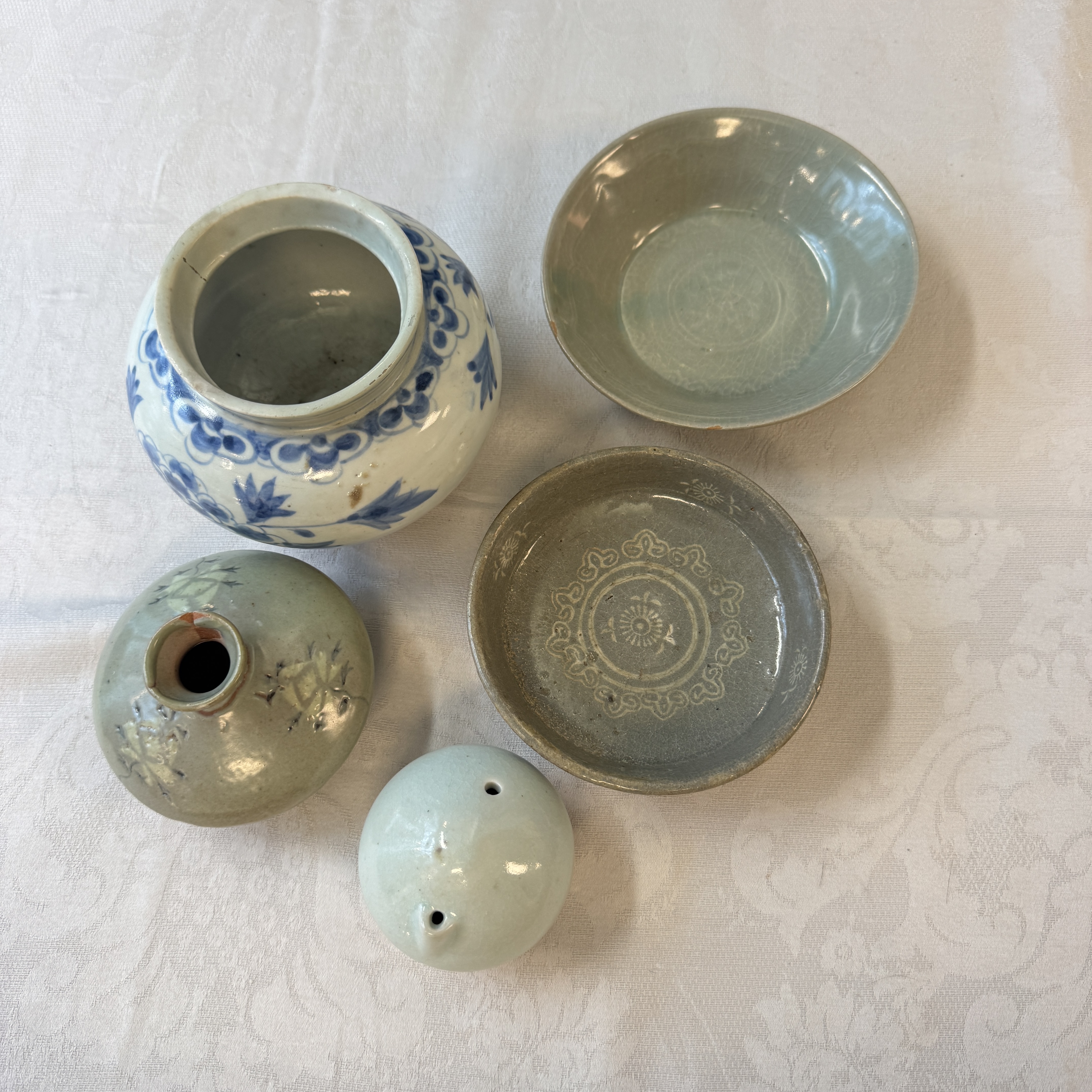 Five Korean ceramics wares — photo 1