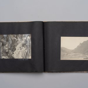 Five photo albums on the Imperial Japanese Navy, compiled by a naval captain, 1919-1940 — foto 92