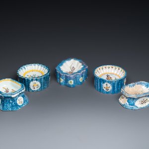 Five polychrome Brussels faience salts, 18/19th C. — 照片 2