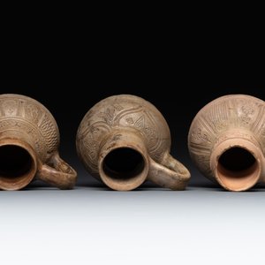 Five Siegburg stoneware jugs, 16th C. — photo 12