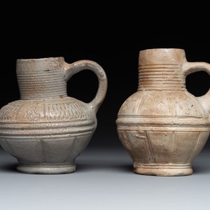 Five Siegburg stoneware jugs, 16th C. — photo 2