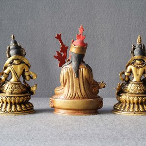 Five Sino-Tibetan gilt bronze Buddha figures, 19/20th C. — 照片 32