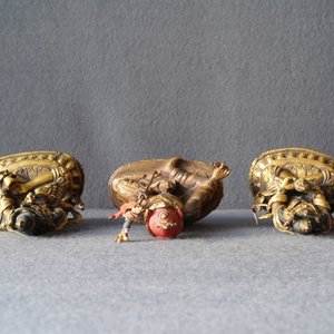 Five Sino-Tibetan gilt bronze Buddha figures, 19/20th C. — 照片 35