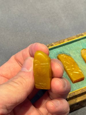 Five small Chinese tianhuang seals with a box, Eryue Xuan 二樂軒, Xinyu 心畬, Fu Ru 溥儒, Jiu Wangsun 舊王孫 and Luoshi Huiguan 羅室會館 mark, 19/20th C. — photo 23
