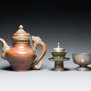 Five Tibetan ritual objects in copper, silver, jade and wood, 19/20th C. — 照片 2