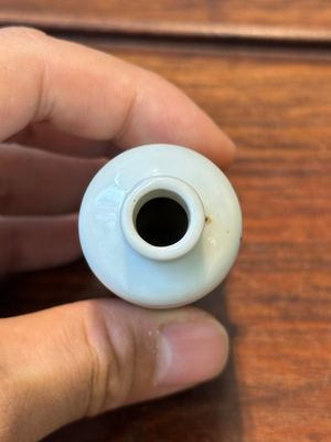 Five various Chinese blue and white snuff bottles, Yongzheng mark, 19/20th — photo 10