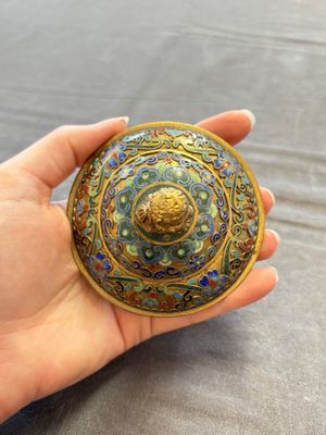 Five various Chinese cloisonné wares, 19th C. — photo 15
