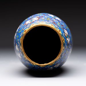 Five various Chinese cloisonné wares, 19th C. — photo 6