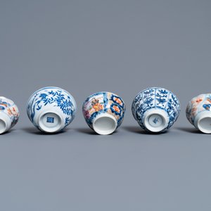 Five various Chinese cups and saucers and a small dish, Kangxi/Qianlong — photo 9