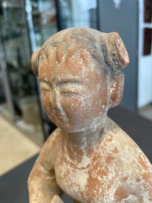 Five various Chinese terracotta figures, Northern Wei/Sui/Ming — photo 7